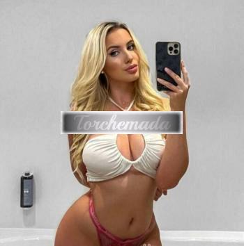 Girl Felina Coinvolgente  Caserta