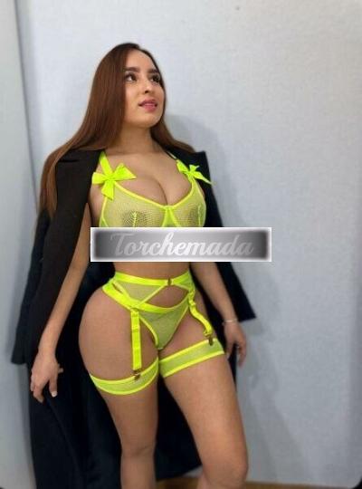 Girl Felina Amabile  Siena