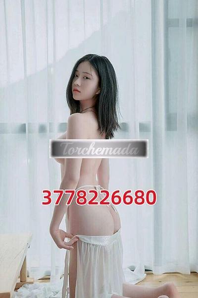 Girl Le asiatiche sono le più troie  Novara