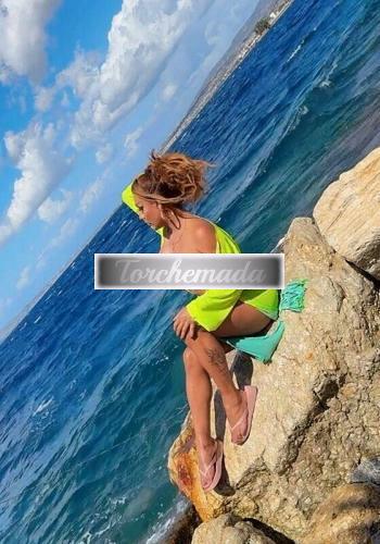 Girl Felina Girl  Ragusa