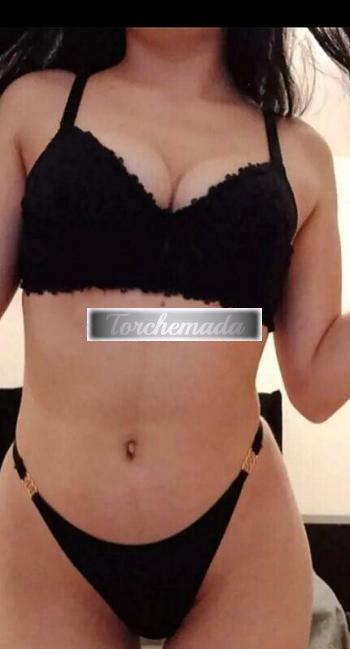 Girl Vogliosa Amabile  Lucca