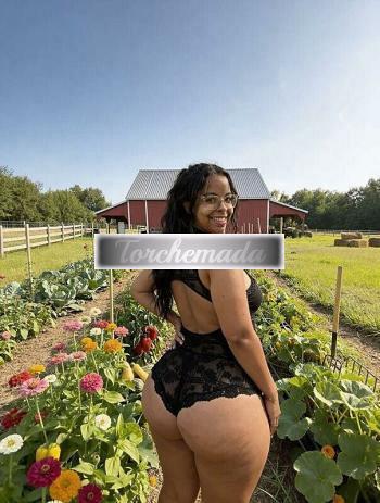 Girl Trasgressiva Esibizionista  Livorno