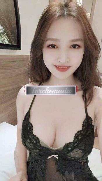 Girl Vittoria  Torino