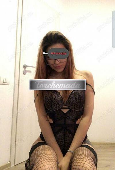 Girl Trasgressiva Maestra  Reggio Emilia