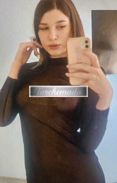 Girl Spettacolare Bambola  Firenze