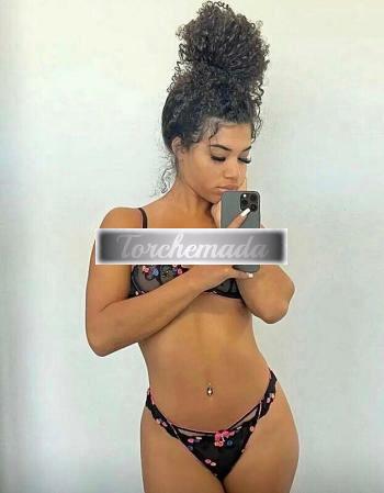 Girl Strepitosa Sirena  Brindisi