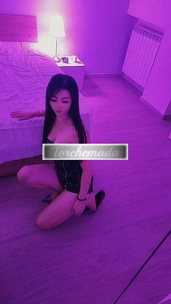 Girl Strepitosa Ragazza  Torino