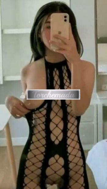 Girl Asiatica birichina  Bergamo