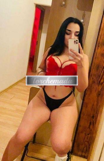 Girl Felina Femmina  Bari