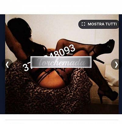 Girl Maria  Arezzo