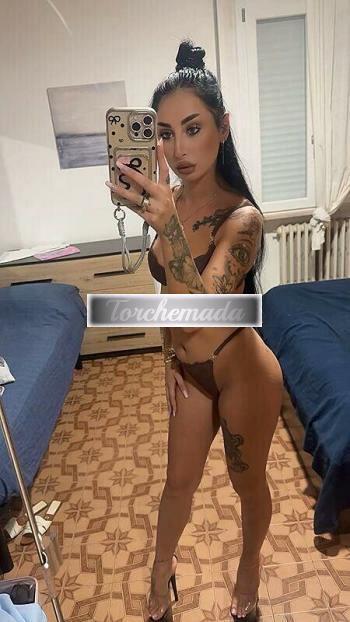 Girl Sexy Esibizionista  Piacenza