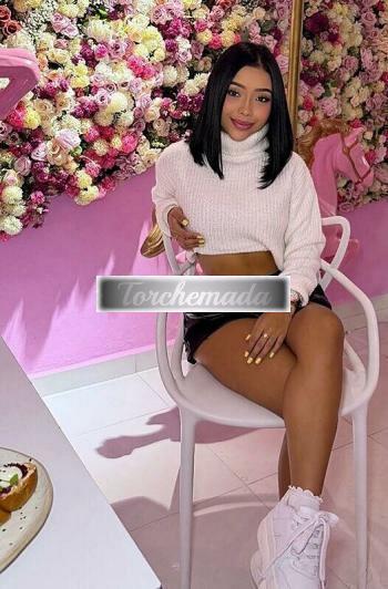 Girl Felina Amabile  Brescia