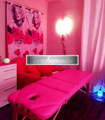 Girl Mani morbide  Aosta