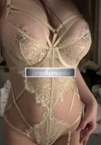 Girl Studentessa Orientale 22enne  Brescia