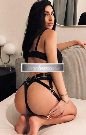 Girl Spettacolare Ragazza  Brindisi