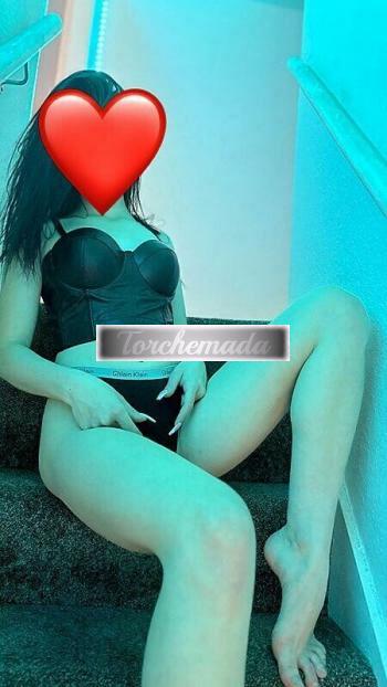 Girl Felina Girl  Bari