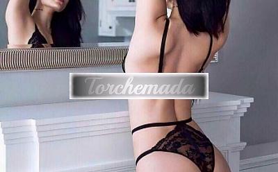 Girl Esplosiva Esibizionista  Latina