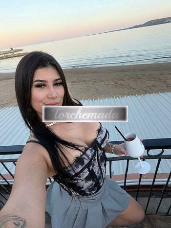 Girl Trasgressiva Attrice  Crotone