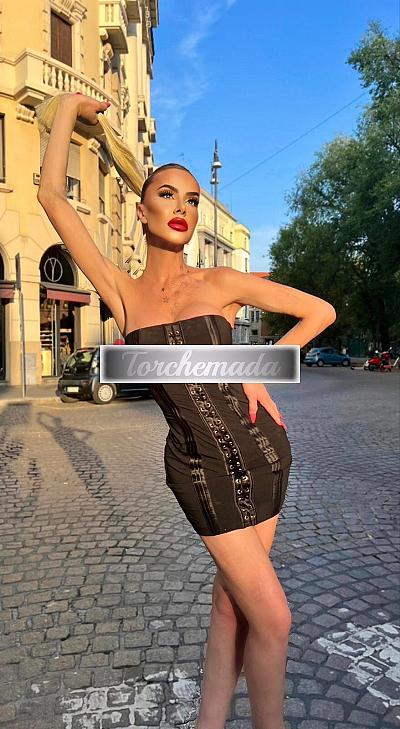 Girl Spettacolare Maestra  Milano