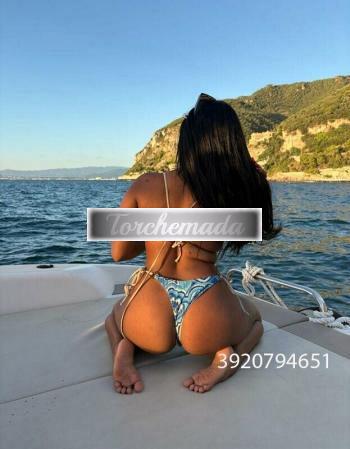 Girl Clara  L'Aquila