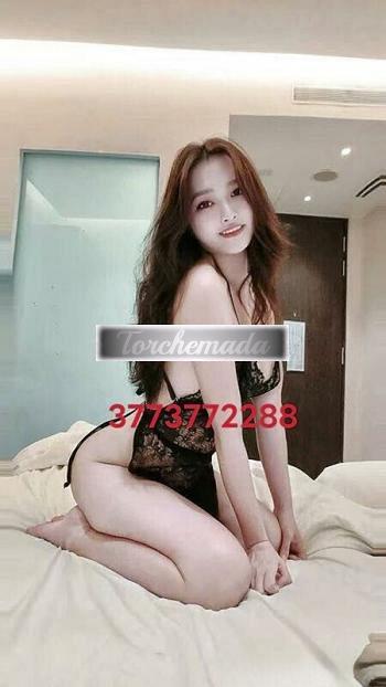 Girl Vittoria  Torino