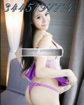 Girl Asiatiche che vogliono prendere cazzi  Pordenone