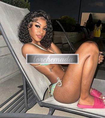 Girl Felina Ragazza  Bergamo