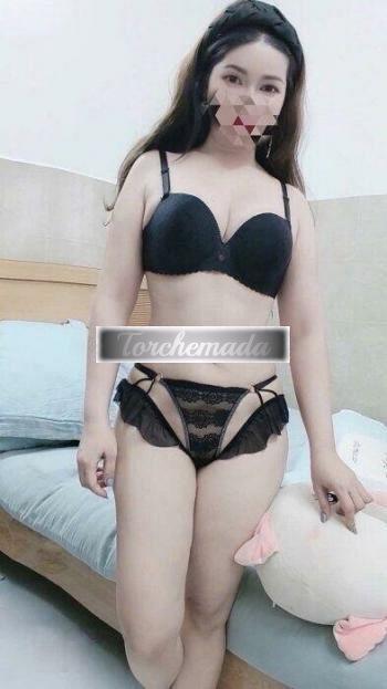 Girl Estasi a Quattro Mani  Reggio Emilia