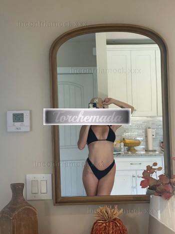 Girl Felina Studentessa  Livorno