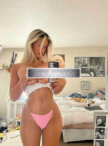 Girl La sensualità fatta puttana  Caserta