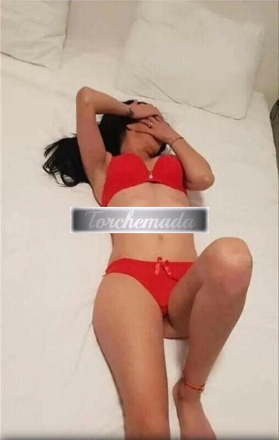 Girl Ti arrapa guardarmi ?  Siena