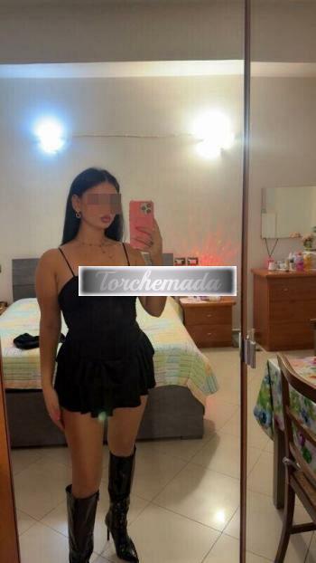 Girl Felina Maestra  Torino