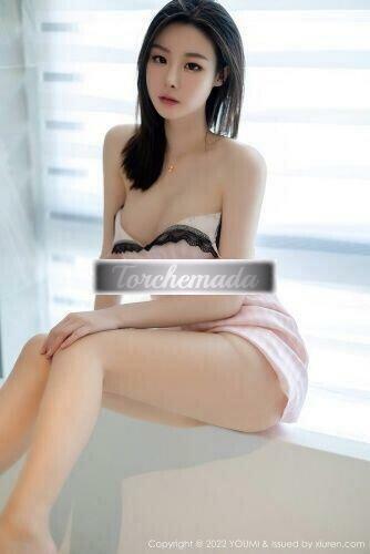 Girl Rosa di Fuoco  Pavia