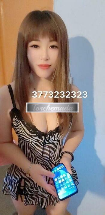 Girl La troia orientale che cerchi sono io  Genova