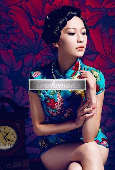 Girl Felina Bambola  Venezia