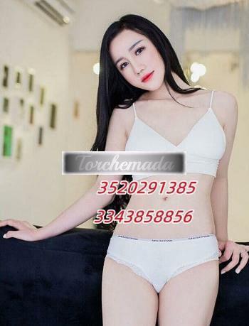 Girl Strepitosa Coinvolgente  Arezzo