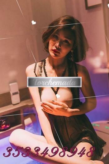 Girl Ragazza orientale coinvolgente  Rimini