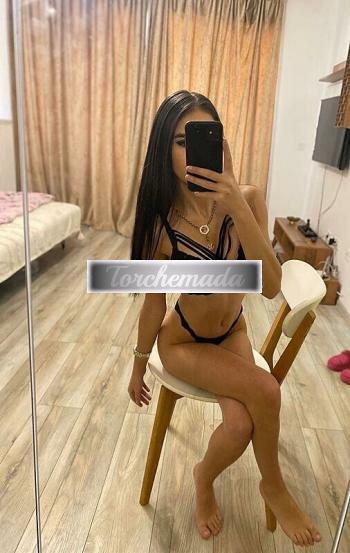 Girl Felina Maestra  Salerno