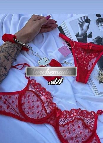 Girl Sexy Esibizionista  Bergamo