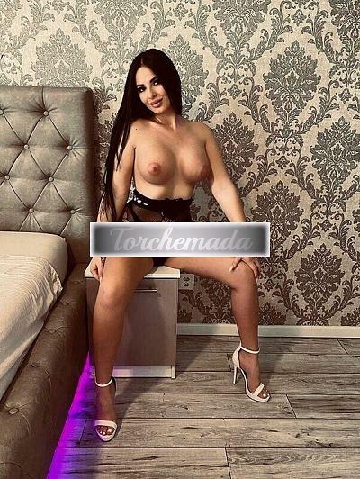 Girl Strepitosa Ragazza  Milano