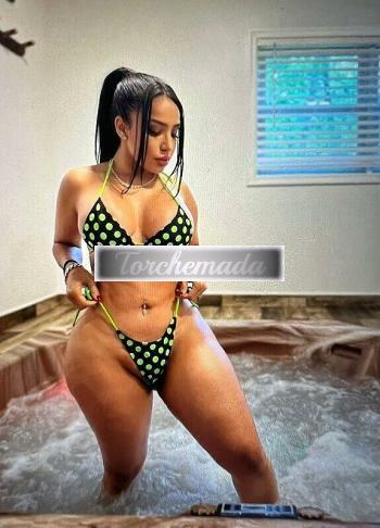 Girl Curve Naturali Raffinate  Ancona