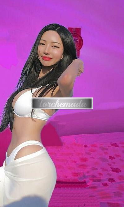 Girl Felina Coinvolgente  Cosenza