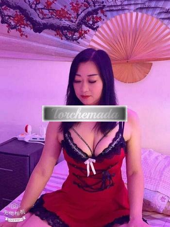 Girl Vieni a rilassarti con noi  Novara