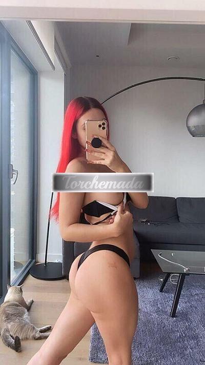 Girl Esplosiva Esibizionista  Milano