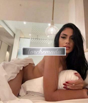 Girl Esperta nell' arte orale  Matera