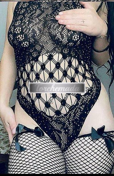 Girl Strepitosa Femmina  Taranto