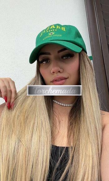 Girl Strepitosa Attrice  Bari