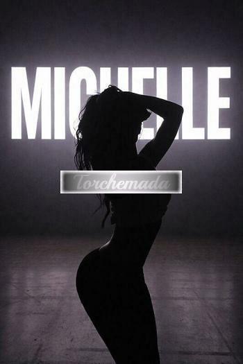 Girl Felina Sirena  Lucca