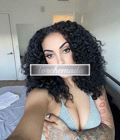 Girl Bellissima Femmina  Matera