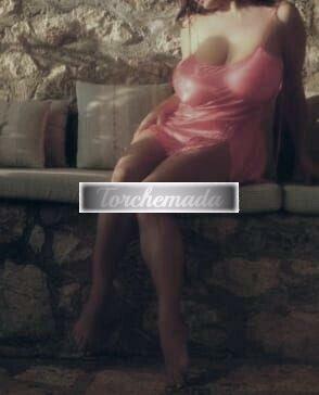 Girl Bellissima Femmina  Prato